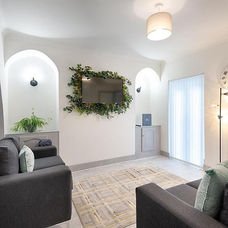 Groves House Swansea City Centreアパートメント エクステリア 写真