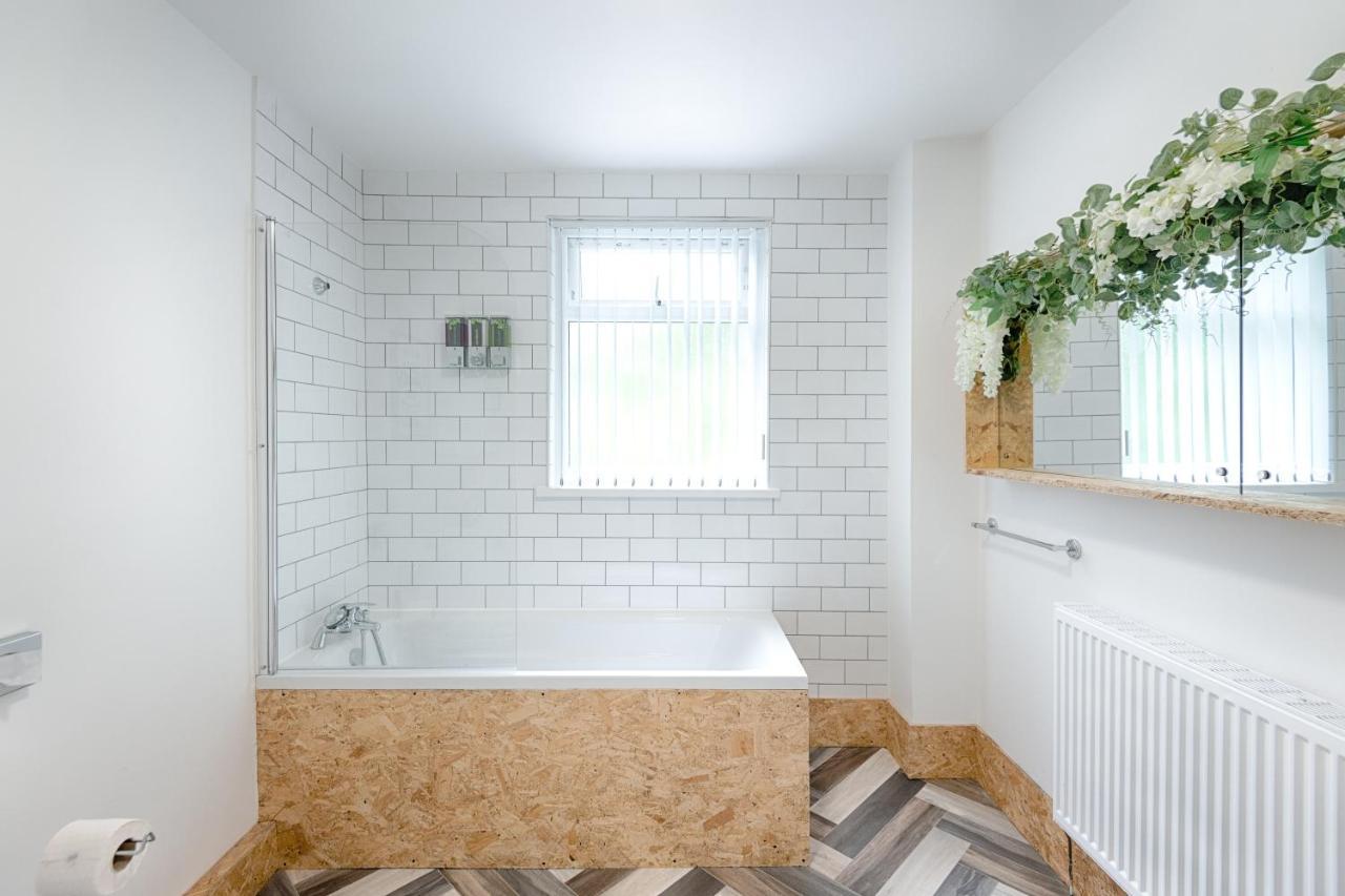 Groves House Swansea City Centreアパートメント エクステリア 写真